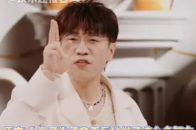 #王铮亮为获得准岳父的认可学打球 太狠了，都学球学到打到冠军 #王铮亮 #娱乐评论大赏 @DOU+小助手