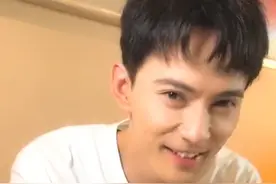 #徐正溪亲自辟谣恋情瓜 他但凡有个对象，也不至于去给奥特曼过生日吧视频封面