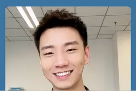 上身看起来80斤，下身像140的女孩子，这个视频看完，逆袭超模身材！#干货分享 #好身材练起来 #减肥逆袭 