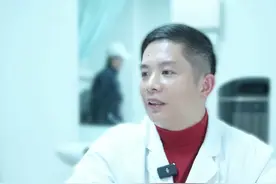 手拿东西就会抖会是帕金森吗？#上海仁济蒋仙国 #神经内科 #门诊日常 #头晕头痛 #帕金森视频封面