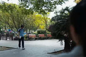 曲马多“多多” 作用原理类似于吗啡和海洛因，容易产生药物依赖