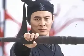 同样是武打明星，为什么甄子丹没有李连杰红？ #李连杰 #甄子丹视频封面
