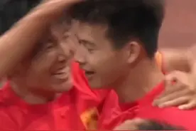 他们值得期待！两大中卫连线，刘浩帆这脚爆杆帮助国足U22绝杀韩国！这一刻，仿佛梦回2017长沙之夜！#U22国足1比0韩国 #刘浩帆 #中国男足 #中国足球加油 #dou来足球季视频封面