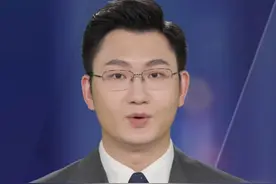 近日，广东省教育厅、省发改委等五部门联合发文，明确严防校服采购中的腐败行为，不得以任何方式强制学生、家长购买校服或捆绑销售。非城镇中小学校原则上不要求统一着装、购买校服。各位学生、家长怎么看？视频封面