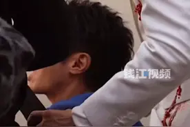 撒贝宁和尼格买提在后台“整活”，撒贝宁吐槽小尼因为共用氧气瓶把感冒“传染”给他。视频封面