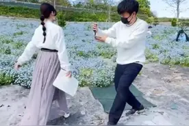 手机运镜转场创意拍摄技巧，收藏学习起来吧#摄影技巧 #创意摄影 #手机摄影 #运镜技巧 #运镜转场 #学摄影 视频封面