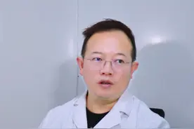患者可以通过AI分身功能向医生提问啦！ #医生AI分身 医生限制私信功能是为了防止一些医生线下引流骗钱，现在抖音AI分身开通，患者有问题可以点击头像提问，获取准确的医疗建议#AI分身 #肿瘤医生视频封面