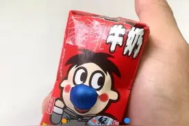 手工制作：解压牛奶盒 只需两样东西，就能制作出能吐泡泡的解压牛奶盒，你也来做一个吧#手工 #手工diy #手工制作 #解压 #解压玩具视频封面