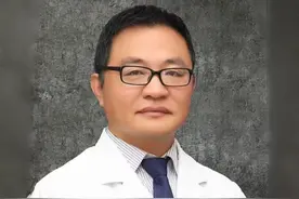 你是否经常感到烦躁不安夜晚又难以入眠 #情绪松绑给心灵放个假 #情绪 #医学科普 #健康科普 #抖出健康知识宝藏视频封面