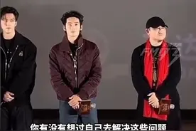 电影《封神》路演被观众贴脸开大，影迷质问导演乌尔善，你想过没有，为什么会口碑两极分化视频封面