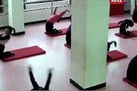 #11岁女孩因5岁时跳舞下腰导致瘫痪   儿童舞蹈训练需谨慎，脊髓损伤有风险视频封面