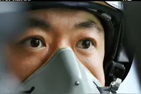 飞机跑道上竟然出现了一面墙，这一切到底是怎么回事！