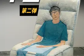 央美、广美、国美、川美今年四大超人气毕业设计，真是诸神之战！ 中国四大美院超人气毕设同台PK第二弹，中央美院的《基本功》、四川美院的《木糖纯》、广州美院的《沉·息》、中国美院的《正系列》，大家觉得心中的NO.1是哪一个呢？#毕业设计 #毕业展 #日站君讲设计 #抖音仲夏毕业季 #毕设