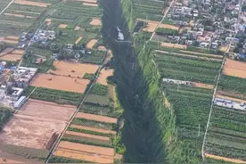在山西竟然有一条神奇的大裂谷 将黄土高原一分为二，绵延不断有十公里，这到底是怎么形成的呢？#自然奇观视频封面