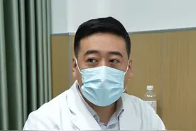 乳腺癌疗程即将结束 患者难受不想再继续治疗 #肿瘤免疫博士汪治宇 #肿瘤 @抖音医疗健康小助手视频封面