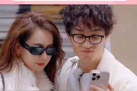 #戚薇李承铉 和Lucky视频通话，一上来就问作业视频封面