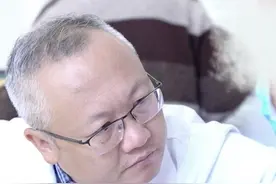精准判断， 严谨诊疗。#医路前行 #胸外范江 #门诊故事 #门诊案例视频封面