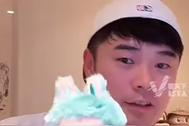 原价99元炒到3000多元，创始人身价暴涨成河南新首富，LABUBU怎么这么火？视频封面