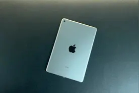 2015年发布的iPad mini4 到现在性能依旧强悍，吃鸡无压力