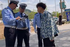 超员非小事，安全不能“挤”！ #法润平安文明相伴 #情景剧 #搞笑视频封面