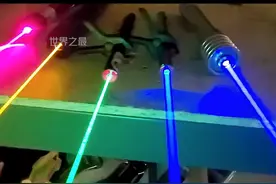 激光笔照射飞机会有什么严重后果？视频封面