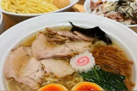 100碗面没看够是吧 那就继续搞起来～#抖音美食推荐官#日本美食探店#日本拉面#蘸面#一碗面视频封面