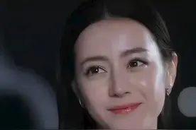 迪丽热巴拍《克拉恋人》时差点被换？6月10日制片人：拍摄一周有人密谋要换掉热巴，并命令我马上执行（潮新闻）#大象主播说