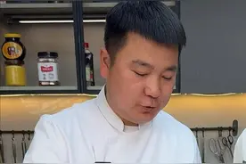 为什么你做的辣椒油只有辣味，没有香味呢，仔细看，油泼那一刻香到跺脚#秘制辣椒油 #辣椒油做法 #油泼辣子