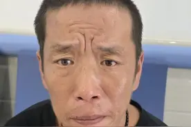 天津市寻亲：中年男子被救助，穿黑色短袖、蓝色牛仔裤图片