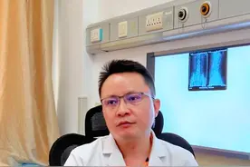 大家迫切看诊的心情马医生可以理解，但请记得遵守秩序 #文明排队#插队可耻  #我的门诊故事 #医者仁心视频封面