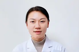 一分钟教你分清红痣、蜘蛛痣！ #科普 #乙肝 #肝硬化 #抖出健康知识宝藏 #山东