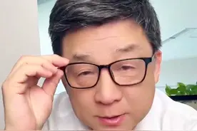 上海首例脑机手术，脑机接口能让瘫痪的人站起来吗?#脑机接口 #偏瘫 #心脑血管 #硬核健康科普行动 #许友松医生视频封面