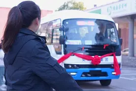 今天，湘潭县城乡客运一体化试运营！43条城乡客运班线让城乡居民享受到更加便捷高效的出行服务，欢迎广大市民前来体验。（胡娟、蒋文）视频封面