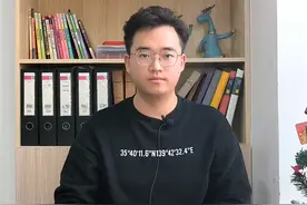 温州一男子竟当街做出不雅动作，引民愤！！#社会百态 #观点分享 @DOU+上热门视频封面