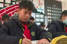杭州这位初中生获2021年度“新时代好少年”称号，游泳编程样样精通！#浙江dou知道 #别人家的孩子（供稿：钱江视频）视频封面