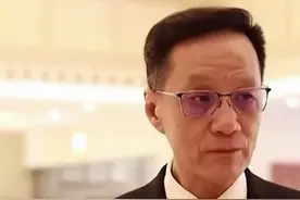 冯远征：《哪吒2》的爆火 不会给传统话剧造成压力 《茶馆》《雷雨》这些经典剧目 要按照老样式保存下来 但也要有创新视频封面