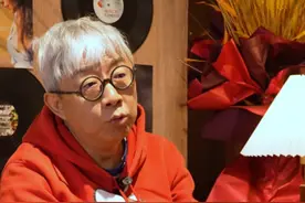 电影学院教授评价《小小的我》，整部电影全是算计！视频封面