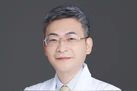 脾破裂 #脾破裂手术 #脾脏切除 #微创手术 #福建医科大学附属第一医院刘国忠 @DOU+小助手 @抖音短视频 @DOU+上热门 @小荷健康 @#医学科普视频封面
