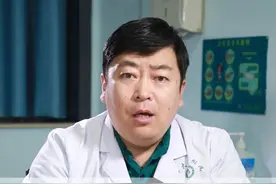 家长这几个带娃动作风险很大#婴儿摇晃综合征  #育儿  #摇晃婴儿综合征视频封面