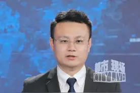 12306可以在线换座？假的！#12306回应在线换座功能