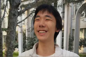 情绪稳定的人是怎样的？严谨、认真！不愧是北大数学系同学！ #北京大学 #数学思维 #学霸 #情绪稳定视频封面