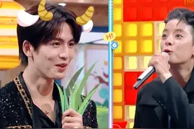 Amber贴脸开大张凌赫，张凌赫笑到趴下 #你好星期六 #Amber #张凌赫