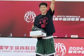 国内最强高中TOP5（下篇） #最强高中 #校园篮球 #一生只有一次耐高视频封面