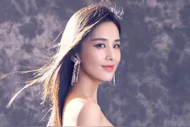 黄圣依的原生家庭全员高知