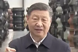 7日下午，习近平到阳泉阀门股份有限公司进行考察，他对员工们说：“实业兴国，实干兴邦，扎扎实实地干，实现我们的中国式现代化，让人民过上更加幸福的生活。”（来源：央视时政）