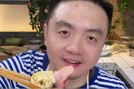 砂锅百叶腊鸡腿 天冷了砂锅百叶结腊鸡腿安排起来，做法简单妈妈的味道#谁懂这一口的好吃程度 #好吃不贵经济实惠 #日常做饭视频封面