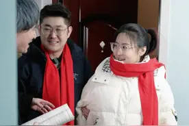 男生和女生第一次带对象回家过年，家长不同的态度 #剧星贺岁过大年 #带对象回家过年  #真实还原