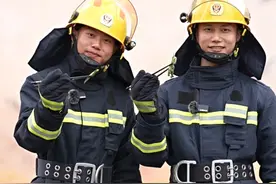 油锅起火不慌张，正确处置很重要，你学会了吗？ @萍乡消防 （曾佳钰 刘瑶）#512防灾减灾日视频封面