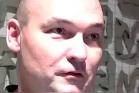 俄称俄海军副总司令在库尔斯克州阵亡 总台记者获悉，俄滨海边疆区行政长官当地时间7月3日在社交媒体透露，俄海军副司令米哈伊尔·古德科夫在库尔斯克州执行任务时与另一位军官纳里曼·希哈利耶夫一同遇袭阵亡。