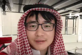 2025AI应用大爆发，年轻人们的机会来了。 #跟傅盛学AI #大有学问 #AIGC #创业 视频封面